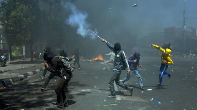 Mahasiswa Kota Makassar Lakukan Aksi Unjuk Rasa 11 April