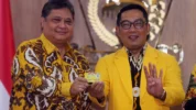 Ketua Umum Partai Golkar Airlangga Hartarto dan Ridwan Kamil