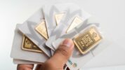 Emas Antam Tembus Rp1,886 Juta per Gram, Harga Dunia Justru Turun