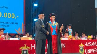 Dies Natalis ke-69 Unhas: Prof JJ Tegaskan Peran Sebagai Penyeimbang Pendidikan Timur dan Barat