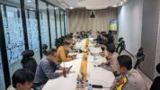 Demo Anti ‘Mafia Lelang’ Neobank di Jakarta & Makassar