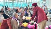 Bandara Sultan Hasanuddin Bagikan 8.700 Takjil untuk Penumpang Selama Ramadhan 2026