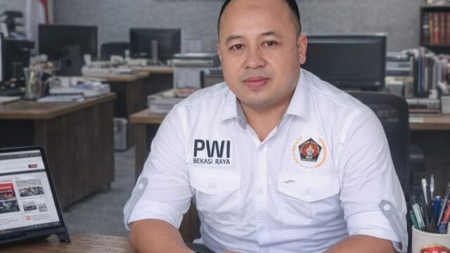 Ketua PWI Bekasi Raya, Ade Muksin